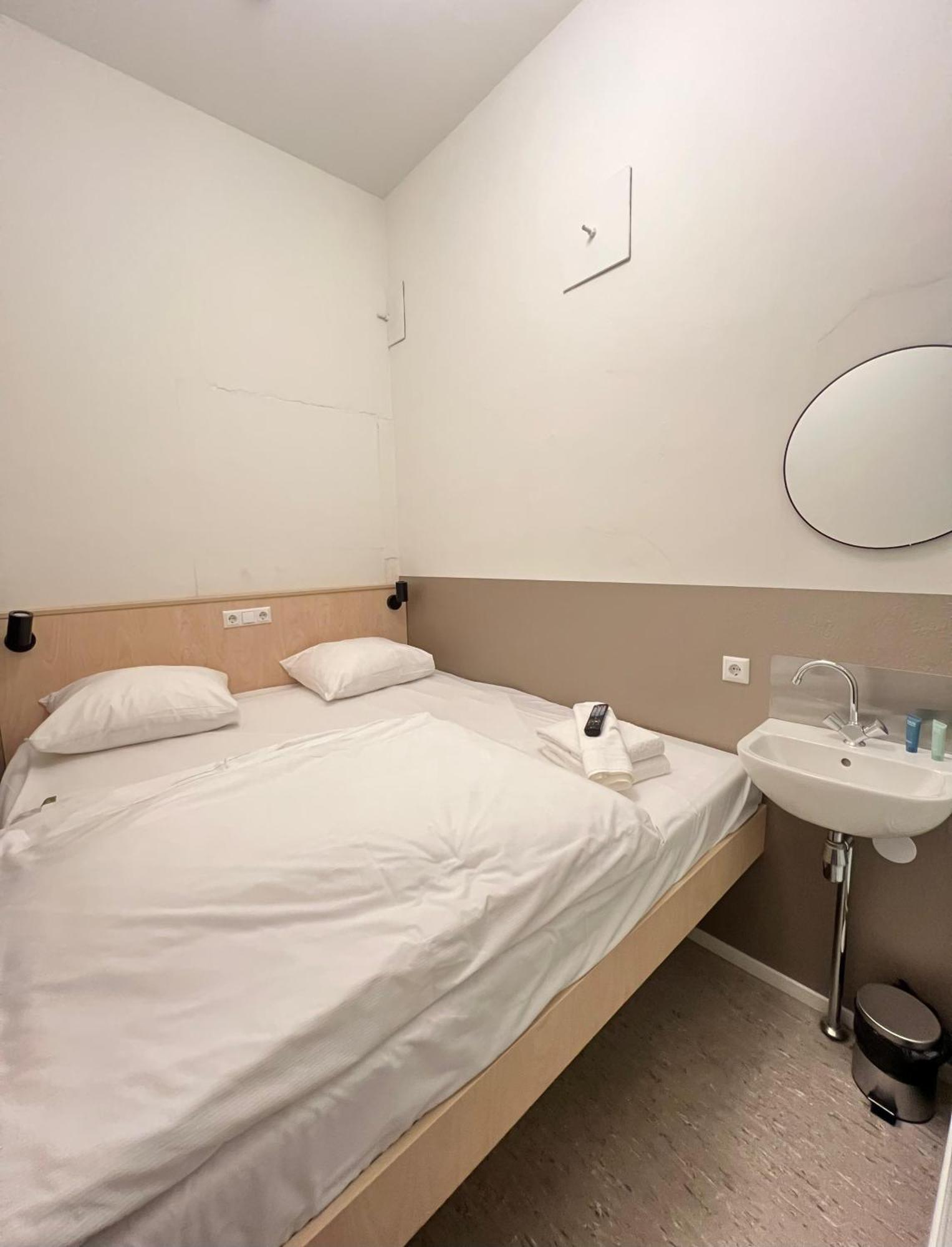 Stadsherberg Ald Weishoes - Hostel フェンロー エクステリア 写真